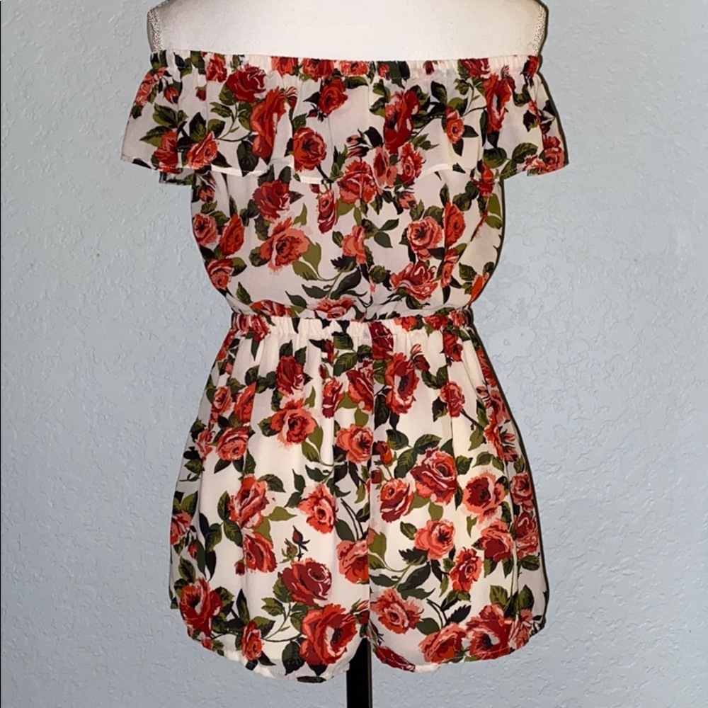 H&M Ruffled Rose Romper - Picture 3 of 5